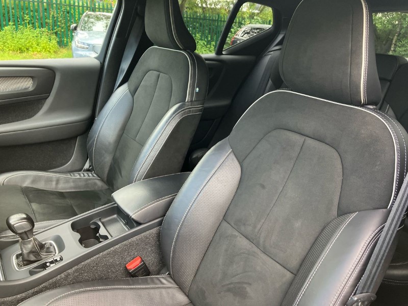 2020 (70) VOLVO XC40 1.5 T3 [163] R DESIGN 5dr 3439889