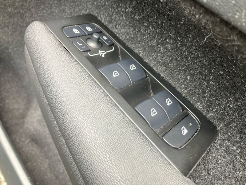 2020 (70) VOLVO XC40 1.5 T3 [163] R DESIGN 5dr 3439870