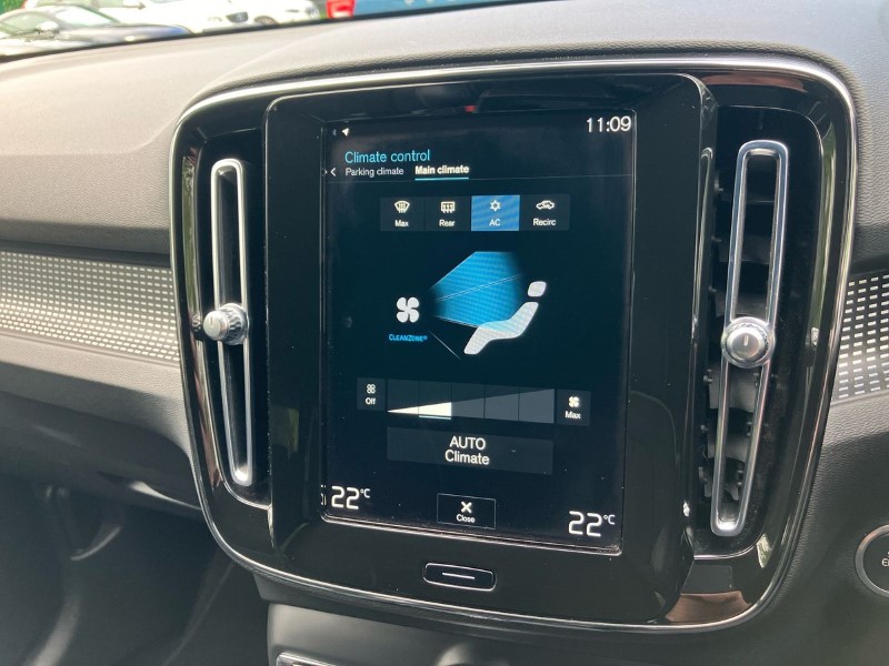 2020 (70) VOLVO XC40 1.5 T3 [163] R DESIGN 5dr 3439884