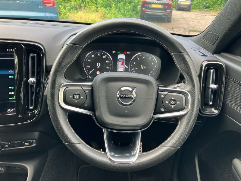 2020 (70) VOLVO XC40 1.5 T3 [163] R DESIGN 5dr 3439874