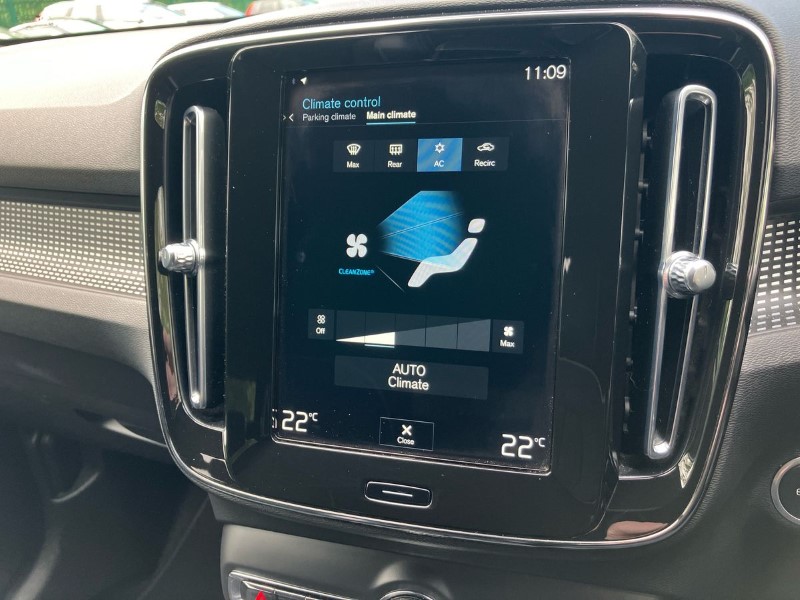 2020 (70) VOLVO XC40 1.5 T3 [163] R DESIGN 5dr 3439883