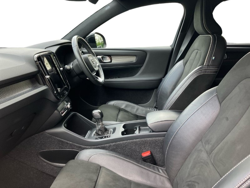 2020 (70) VOLVO XC40 1.5 T3 [163] R DESIGN 5dr 3439860