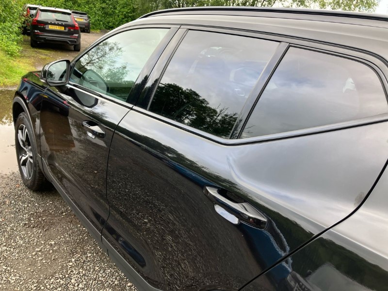 2020 (70) VOLVO XC40 1.5 T3 [163] R DESIGN 5dr 3439893