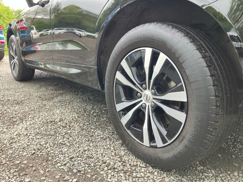 2020 (20) VOLVO XC60 2.0 D4 Momentum Pro 5dr Geartronic 3460721