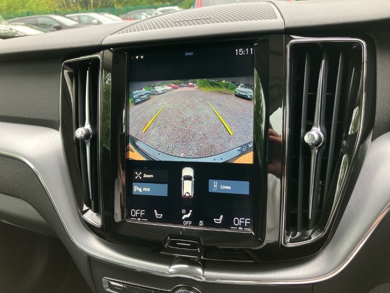 2020 (20) VOLVO XC60 2.0 D4 Momentum Pro 5dr Geartronic 3460707