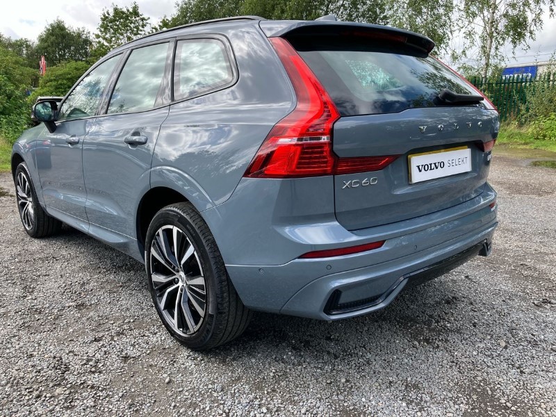 2023 (73) VOLVO XC60 2.0 B4D Plus Dark 5dr AWD Geartronic 3441071