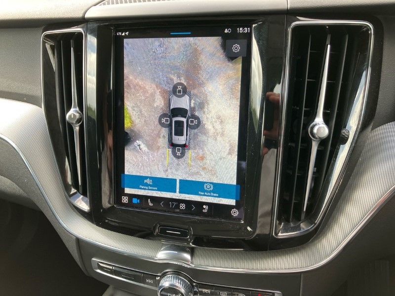 2023 (73) VOLVO XC60 2.0 B4D Plus Dark 5dr AWD Geartronic 3441053