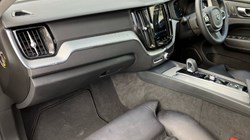 2023 (73) VOLVO XC60 2.0 B4D Plus Dark 5dr AWD Geartronic 3441062