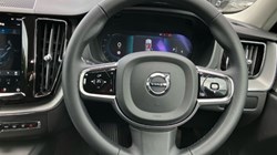 2023 (73) VOLVO XC60 2.0 B4D Plus Dark 5dr AWD Geartronic 3444269