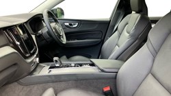 2023 (73) VOLVO XC60 2.0 B4D Plus Dark 5dr AWD Geartronic 3444255
