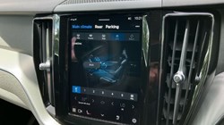 2023 (73) VOLVO XC60 2.0 B4D Plus Dark 5dr AWD Geartronic 3444277