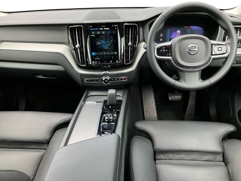 2023 (73) VOLVO XC60 2.0 B4D Plus Dark 5dr AWD Geartronic 3444261