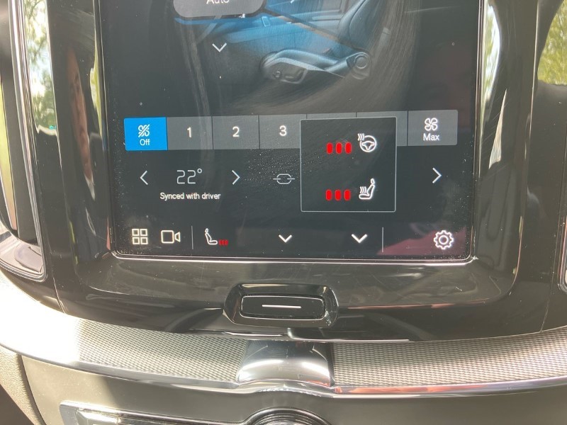 2023 (73) VOLVO XC60 2.0 B4D Plus Dark 5dr AWD Geartronic 3444278