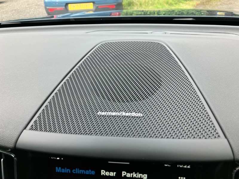 2023 (73) VOLVO XC60 2.0 B4D Plus Dark 5dr AWD Geartronic 3444296