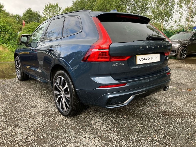 2023 (73) VOLVO XC60 2.0 B4D Plus Dark 5dr AWD Geartronic 3444293