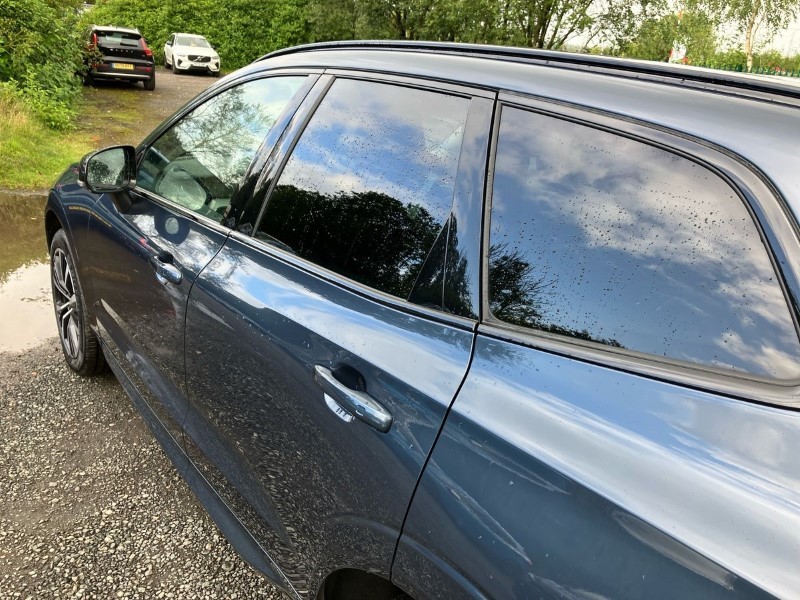 2023 (73) VOLVO XC60 2.0 B4D Plus Dark 5dr AWD Geartronic 3444287