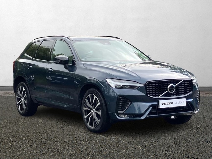 2023 (73) VOLVO XC60 2.0 B4D Plus Dark 5dr AWD Geartronic