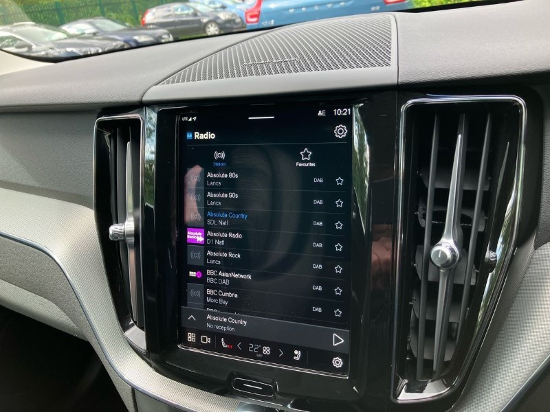 2023 (73) VOLVO XC60 2.0 B4D Plus Dark 5dr AWD Geartronic 3444276