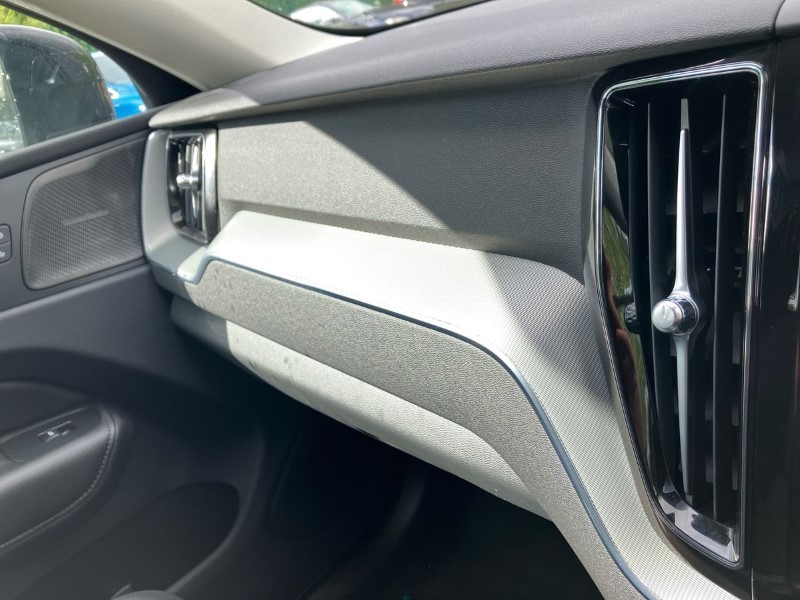 2023 (73) VOLVO XC60 2.0 B4D Plus Dark 5dr AWD Geartronic 3444279