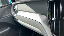 2023 (73) VOLVO XC60 2.0 B4D Plus Dark 5dr AWD Geartronic 3444279