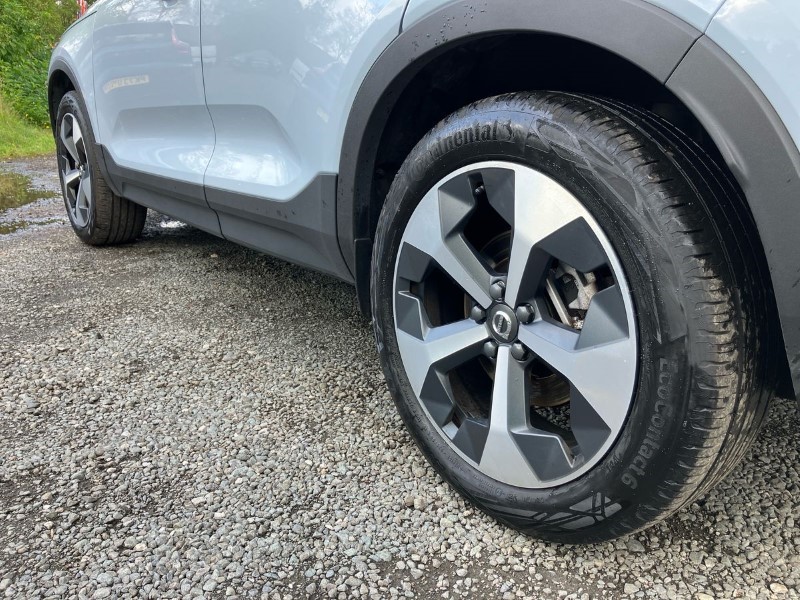 2024 (73) VOLVO XC40 2.0 B4P Ultimate Dark 5dr Auto 3444167