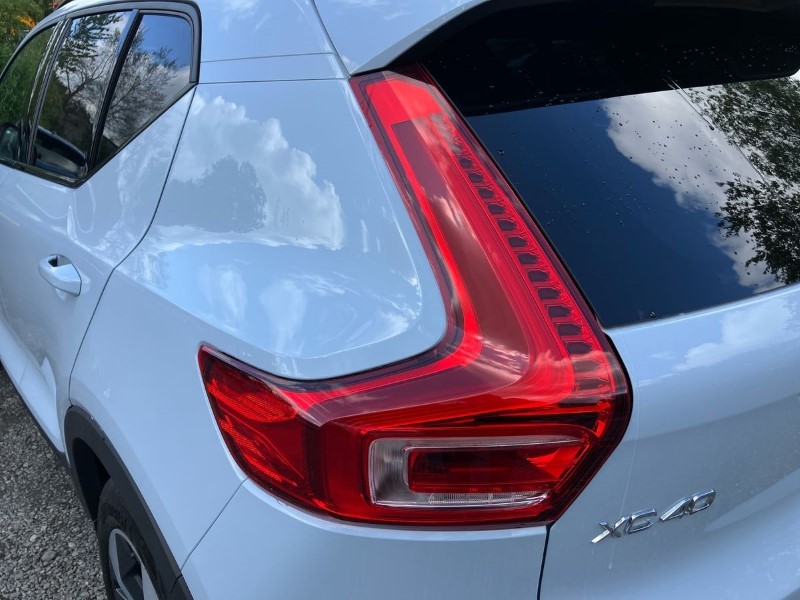 2024 (73) VOLVO XC40 2.0 B4P Ultimate Dark 5dr Auto 3444171