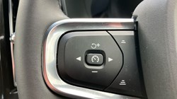 2024 (73) VOLVO XC40 2.0 B4P Ultimate Dark 5dr Auto 3444148