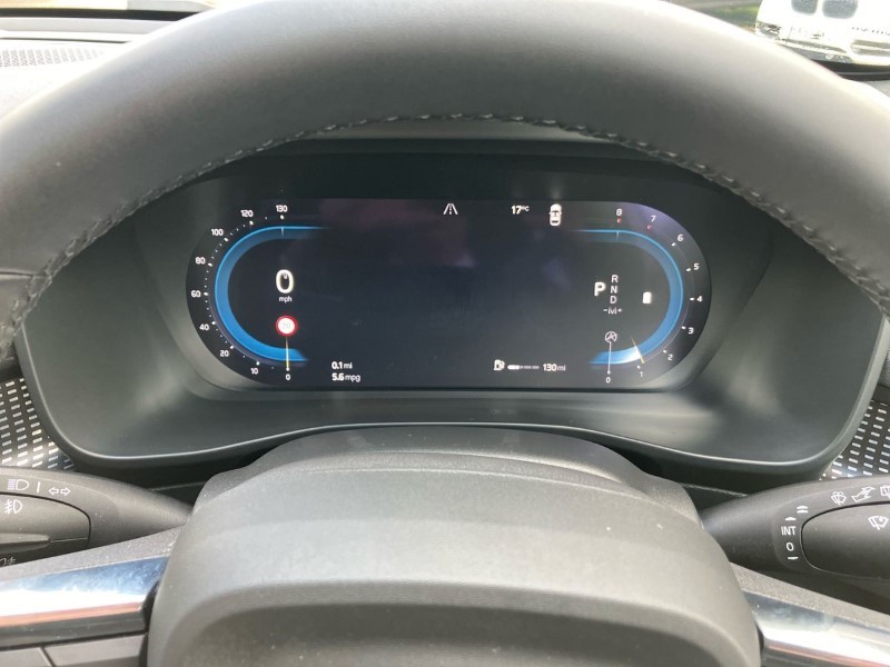 2024 (73) VOLVO XC40 2.0 B4P Ultimate Dark 5dr Auto 3444150