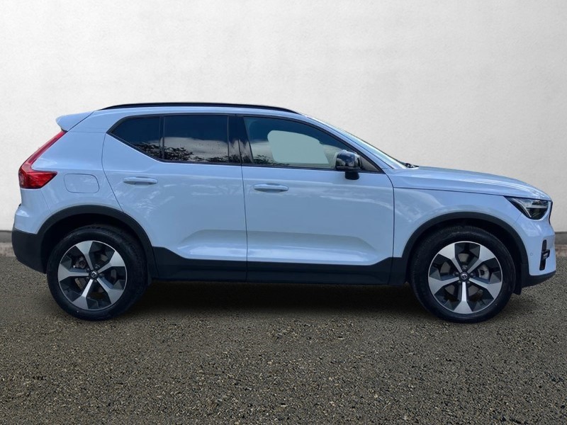 2024 (73) VOLVO XC40 2.0 B4P Ultimate Dark 5dr Auto 3444134