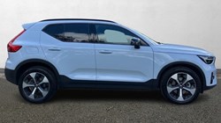 2024 (73) VOLVO XC40 2.0 B4P Ultimate Dark 5dr Auto 3444134