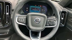 2024 (73) VOLVO XC40 2.0 B4P Ultimate Dark 5dr Auto 3444147