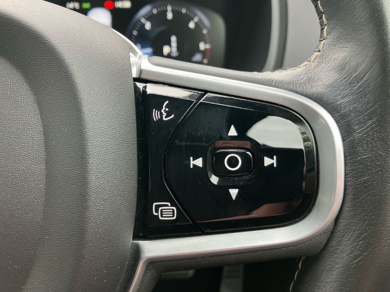 2021 (21) VOLVO XC90 2.0 B5D [235] R DESIGN 5dr AWD Geartronic 3437786