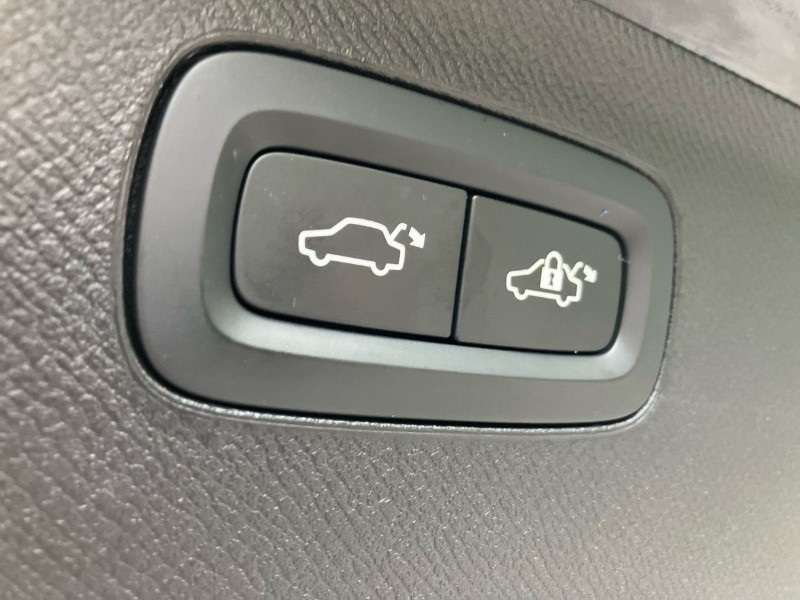 2021 (21) VOLVO XC90 2.0 B5D [235] R DESIGN 5dr AWD Geartronic 3437804