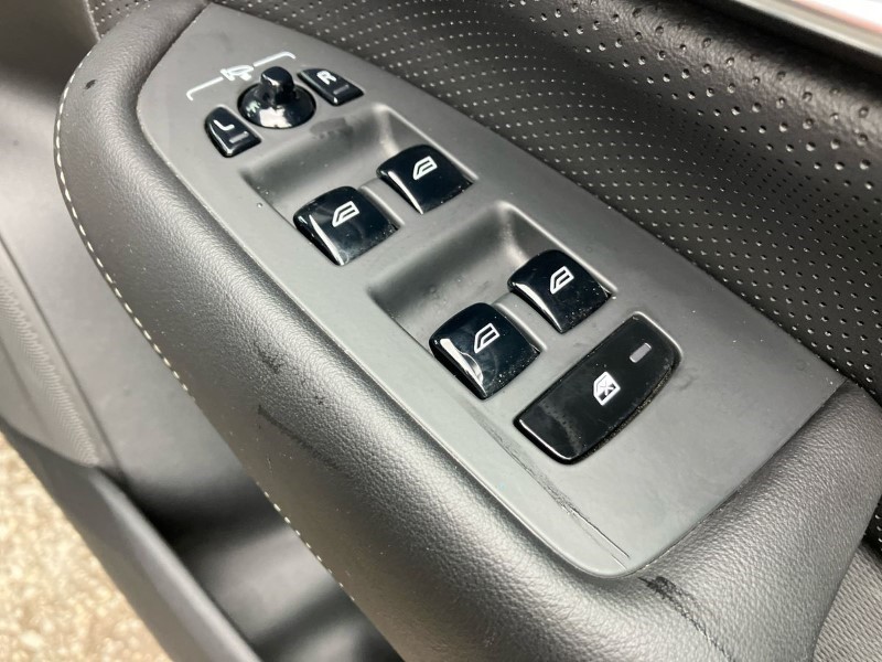 2021 (21) VOLVO XC90 2.0 B5D [235] R DESIGN 5dr AWD Geartronic 3437780