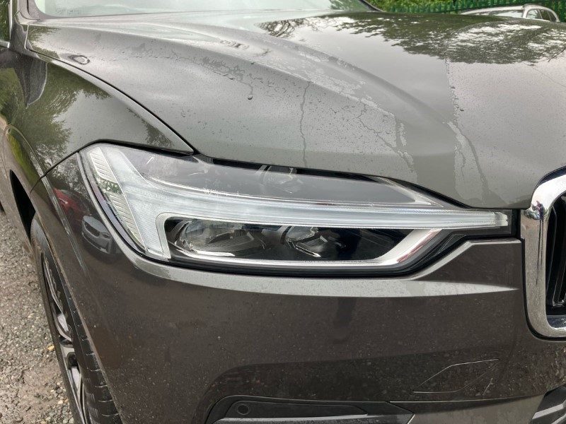 2020 (70) VOLVO XC60 2.0 B5P [250] Momentum 5dr AWD Geartronic 3460292