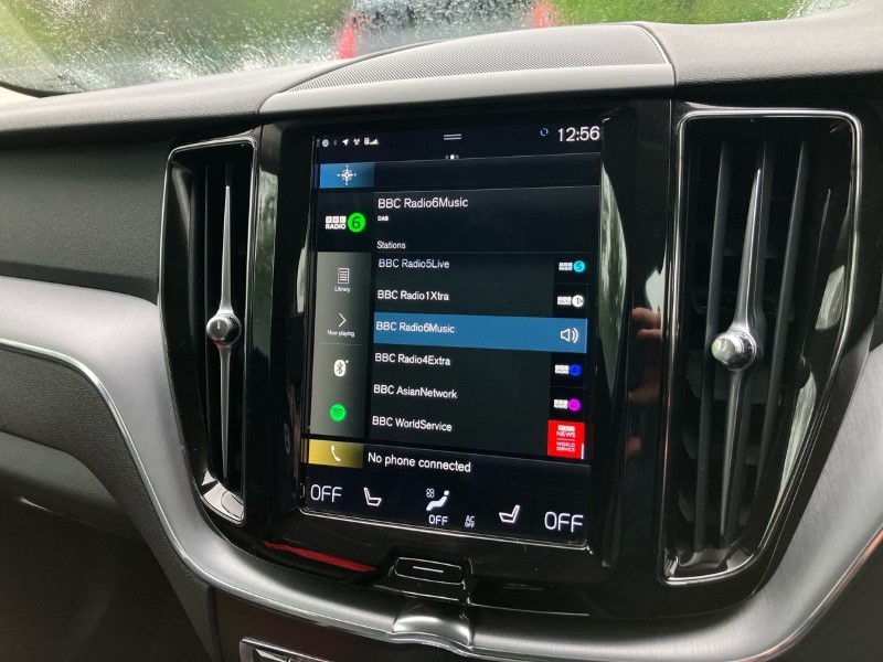 2020 (70) VOLVO XC60 2.0 B5P [250] Momentum 5dr AWD Geartronic 3460278