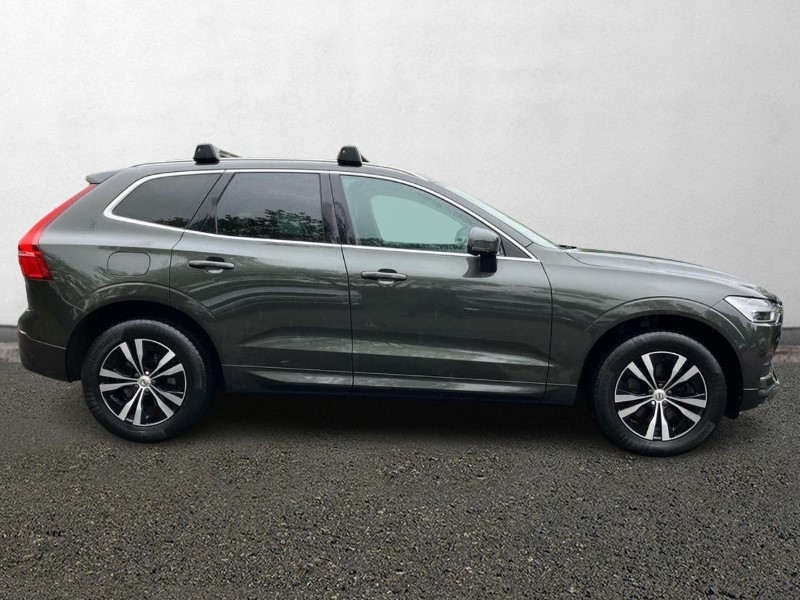 2020 (70) VOLVO XC60 2.0 B5P [250] Momentum 5dr AWD Geartronic 3460258