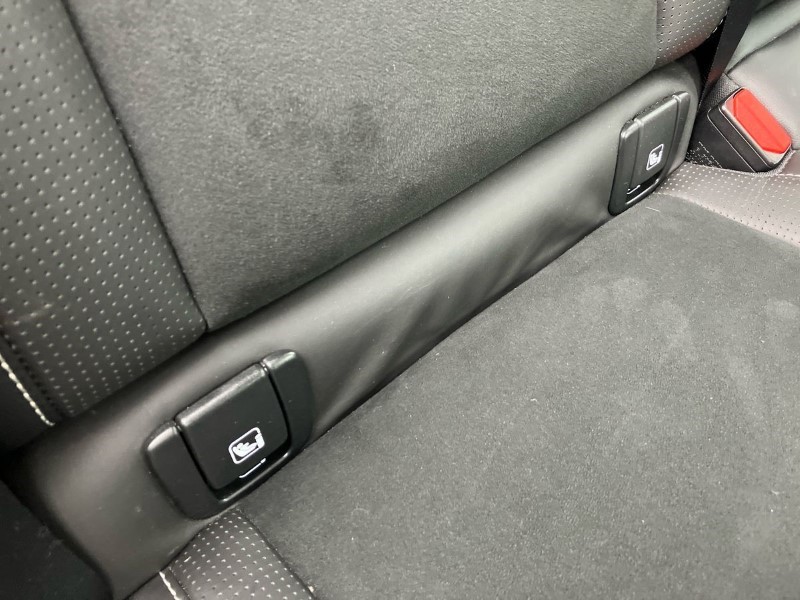 2020 (20) VOLVO XC40 2.0 T4 R DESIGN Pro 5dr Geartronic 3449852