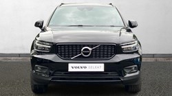 2020 (20) VOLVO XC40 2.0 T4 R DESIGN Pro 5dr Geartronic 3449829