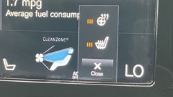 2020 (20) VOLVO XC40 2.0 T4 R DESIGN Pro 5dr Geartronic 3449849