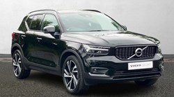 2020 (20) VOLVO XC40 2.0 T4 R DESIGN Pro 5dr Geartronic 3449823