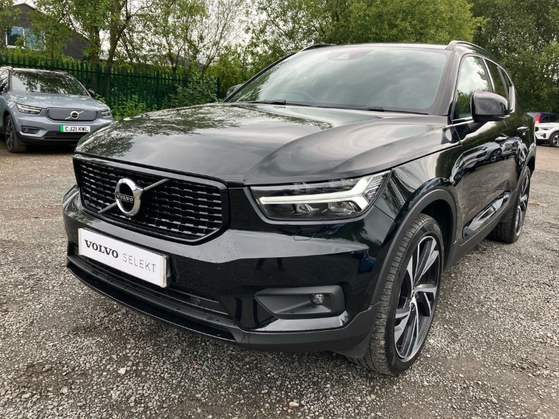 2020 (20) VOLVO XC40 2.0 T4 R DESIGN Pro 5dr Geartronic 3449861