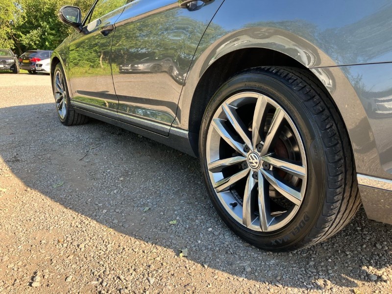 2015 (64) VOLKSWAGEN PASSAT 2.0 TDI SCR 190 GT 4dr DSG 3482606