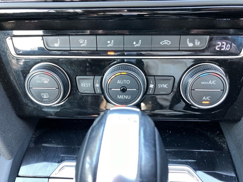 2015 (64) VOLKSWAGEN PASSAT 2.0 TDI SCR 190 GT 4dr DSG 3482596