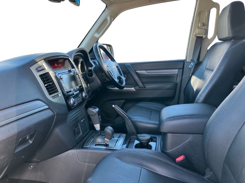 2016 (66) MITSUBISHI SHOGUN 3.2 DI-DC [187] SG3 5dr Auto 3508489