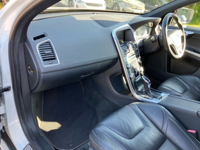 2014 (64) VOLVO XC60 D4 [181] R DESIGN Nav 5dr AWD Geartronic 3478444