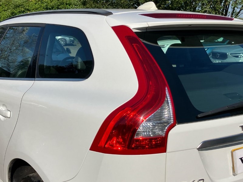 2014 (64) VOLVO XC60 D4 [181] R DESIGN Nav 5dr AWD Geartronic 3478452