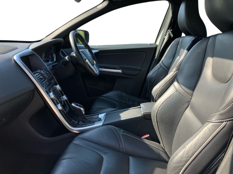 2014 (64) VOLVO XC60 D4 [181] R DESIGN Nav 5dr AWD Geartronic 3478414