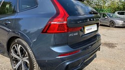 2023 (73) VOLVO XC60 2.0 B5P Ultimate Dark 5dr AWD Geartronic 3457725