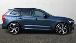 2023 (73) VOLVO XC60 2.0 B5P Ultimate Dark 5dr AWD Geartronic 3457687
